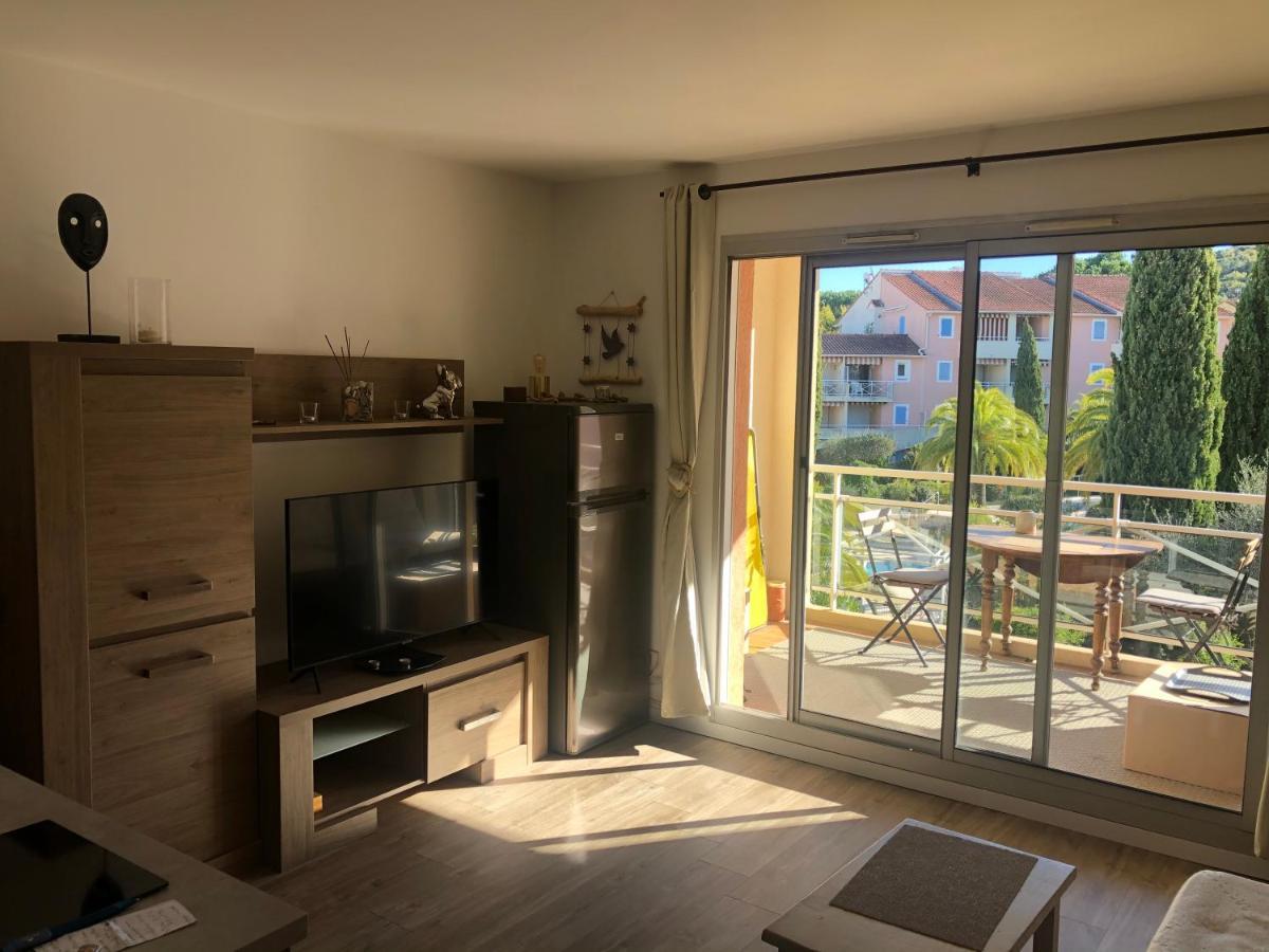 2P Terrasse Vue Piscine Et Jardin Tropical La Croix Valmer Εξωτερικό φωτογραφία